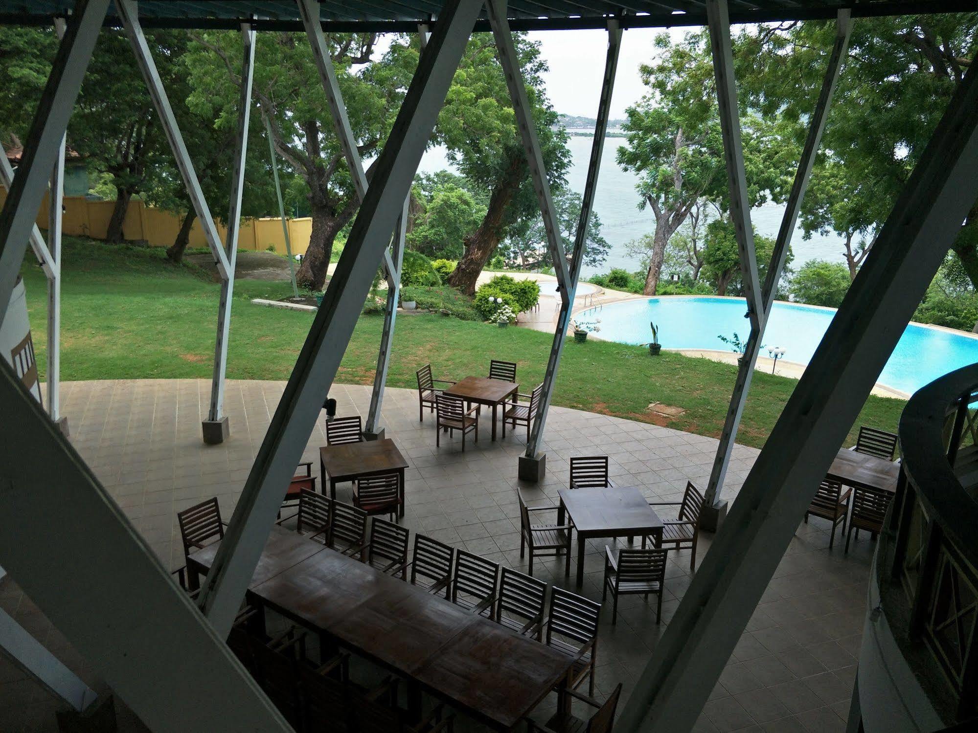 Welcombe Hotel Trincomalee Eksteriør bilde